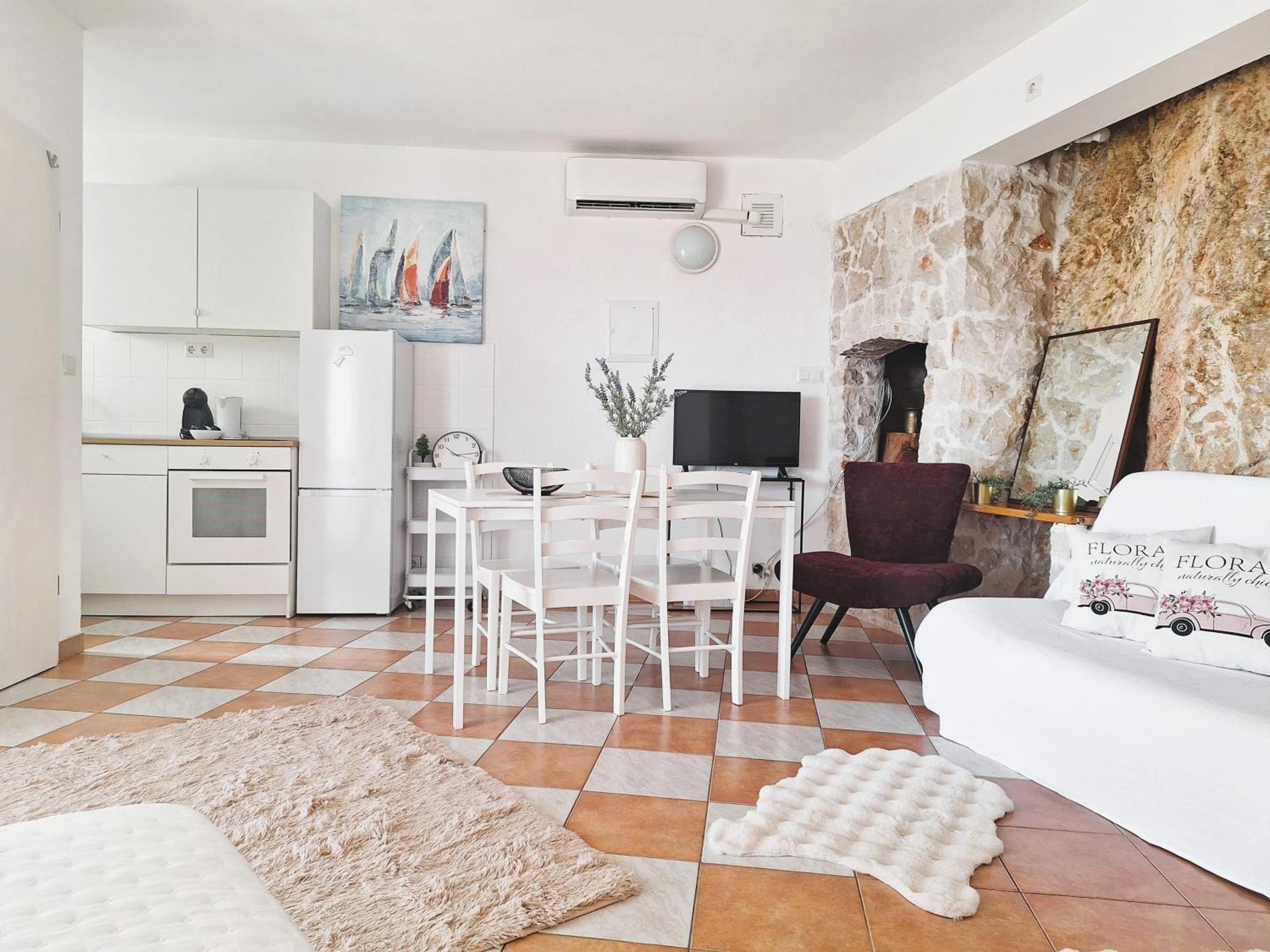 Apartmani Stine Donji Okrug  المظهر الخارجي الصورة