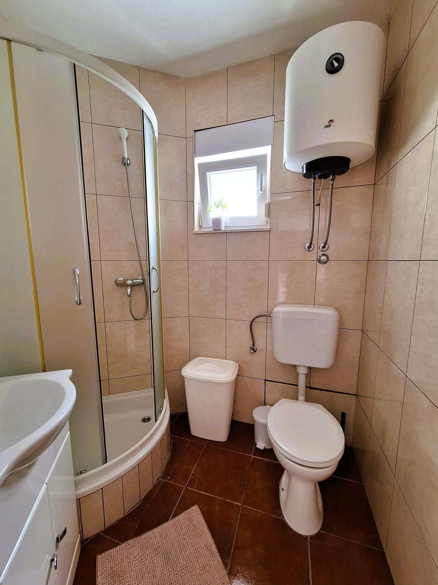 Apartmani Stine Donji Okrug  المظهر الخارجي الصورة